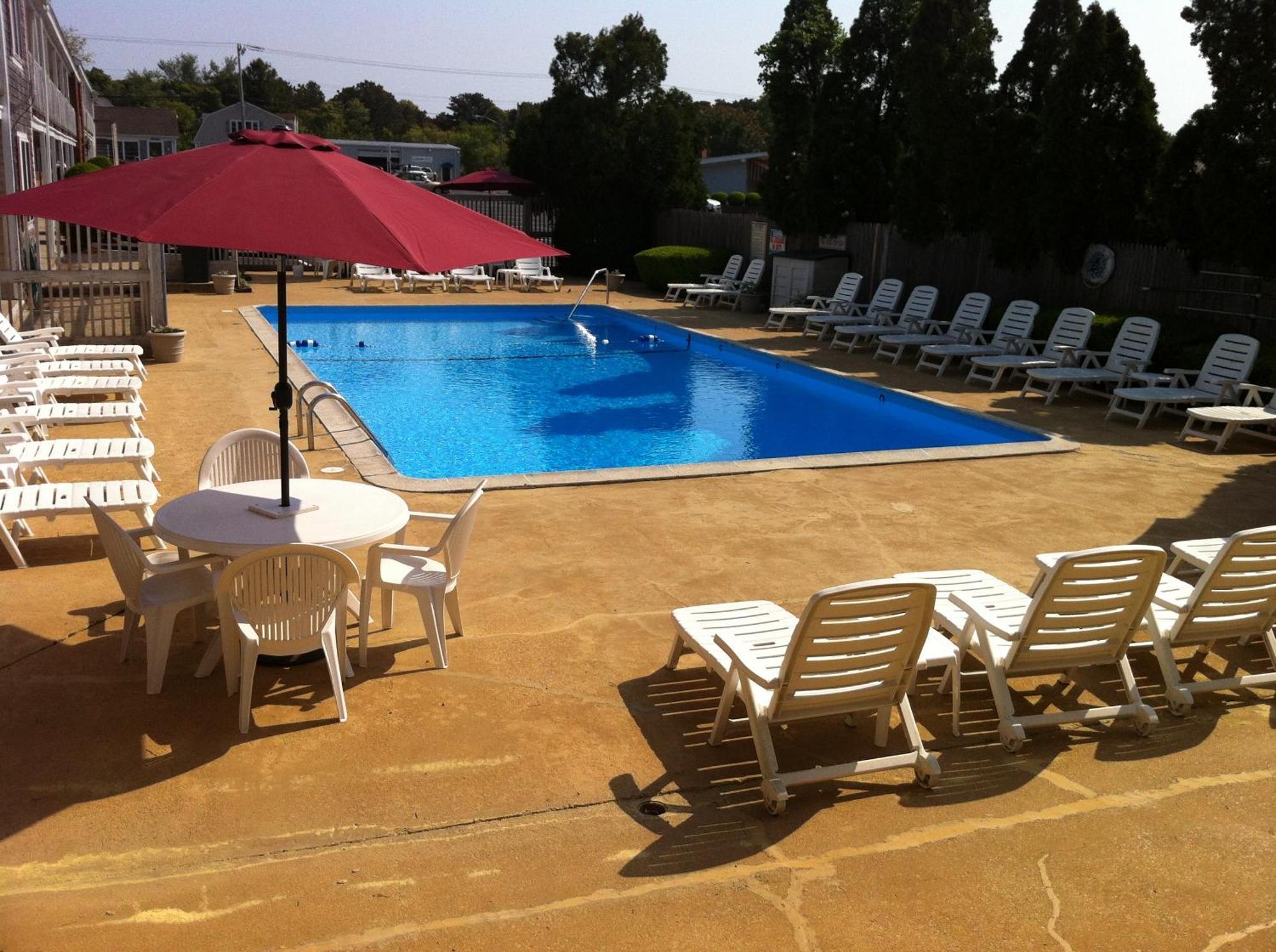 Holiday Hill Inn & Suites Pelabuhan Dennis Luaran gambar