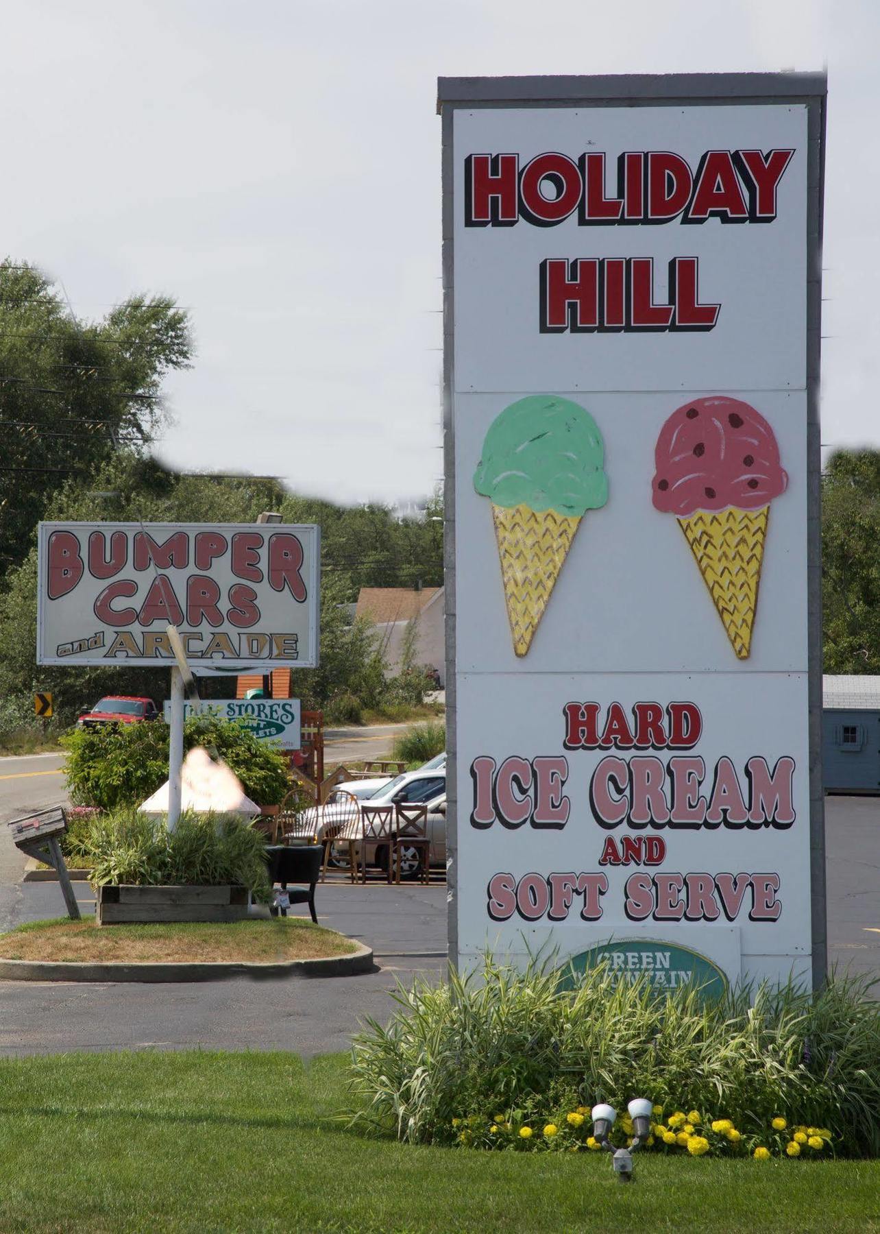 Holiday Hill Inn & Suites Pelabuhan Dennis Luaran gambar