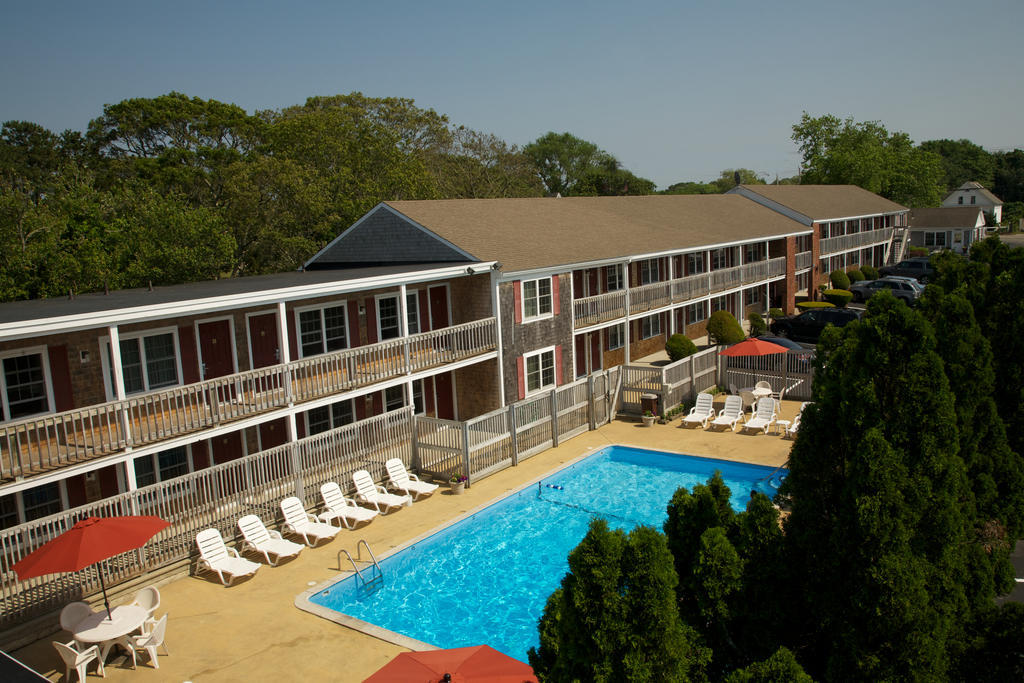 Holiday Hill Inn & Suites Pelabuhan Dennis Luaran gambar